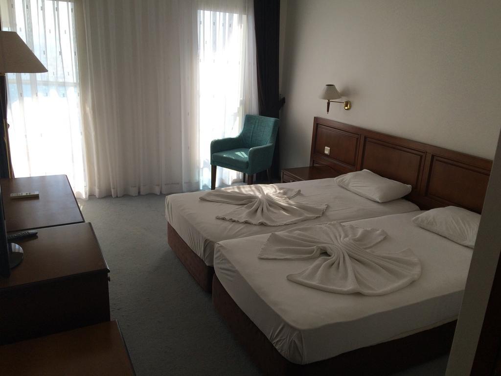 Coastlight Hotel Кушадасъ Екстериор снимка